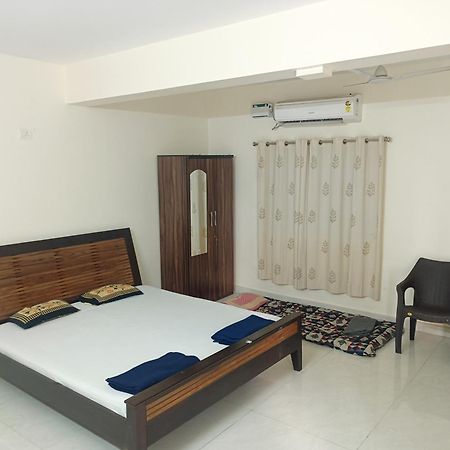 Sai Leela Guest House Даболім Екстер'єр фото